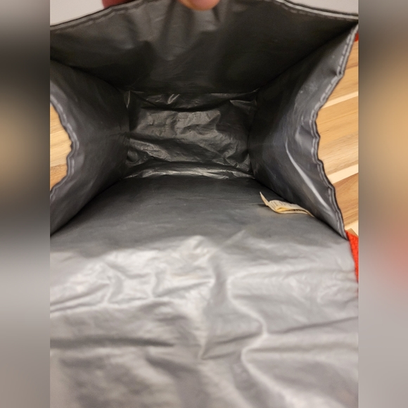 Toronto Raptors Official Lunch Bag (Insulated) - Picture 5 of 6